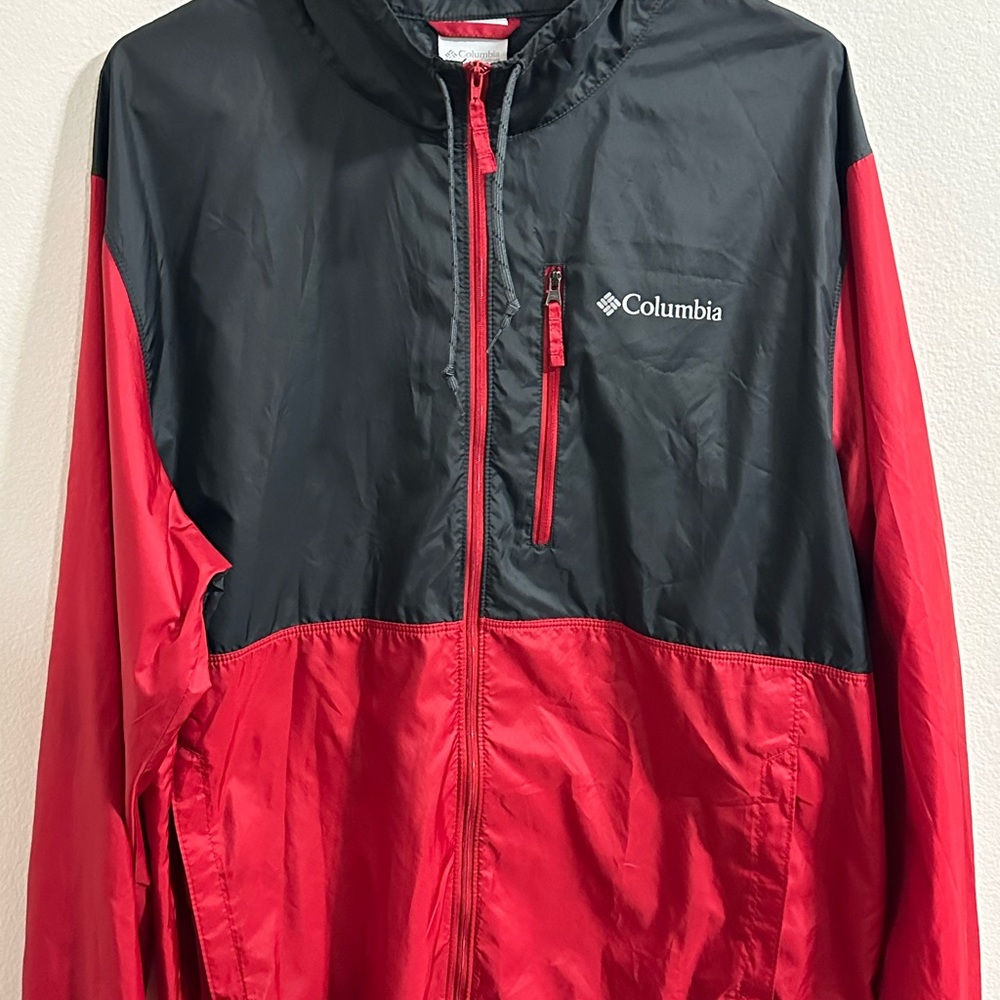 Red/Grey Columbia wind breaker